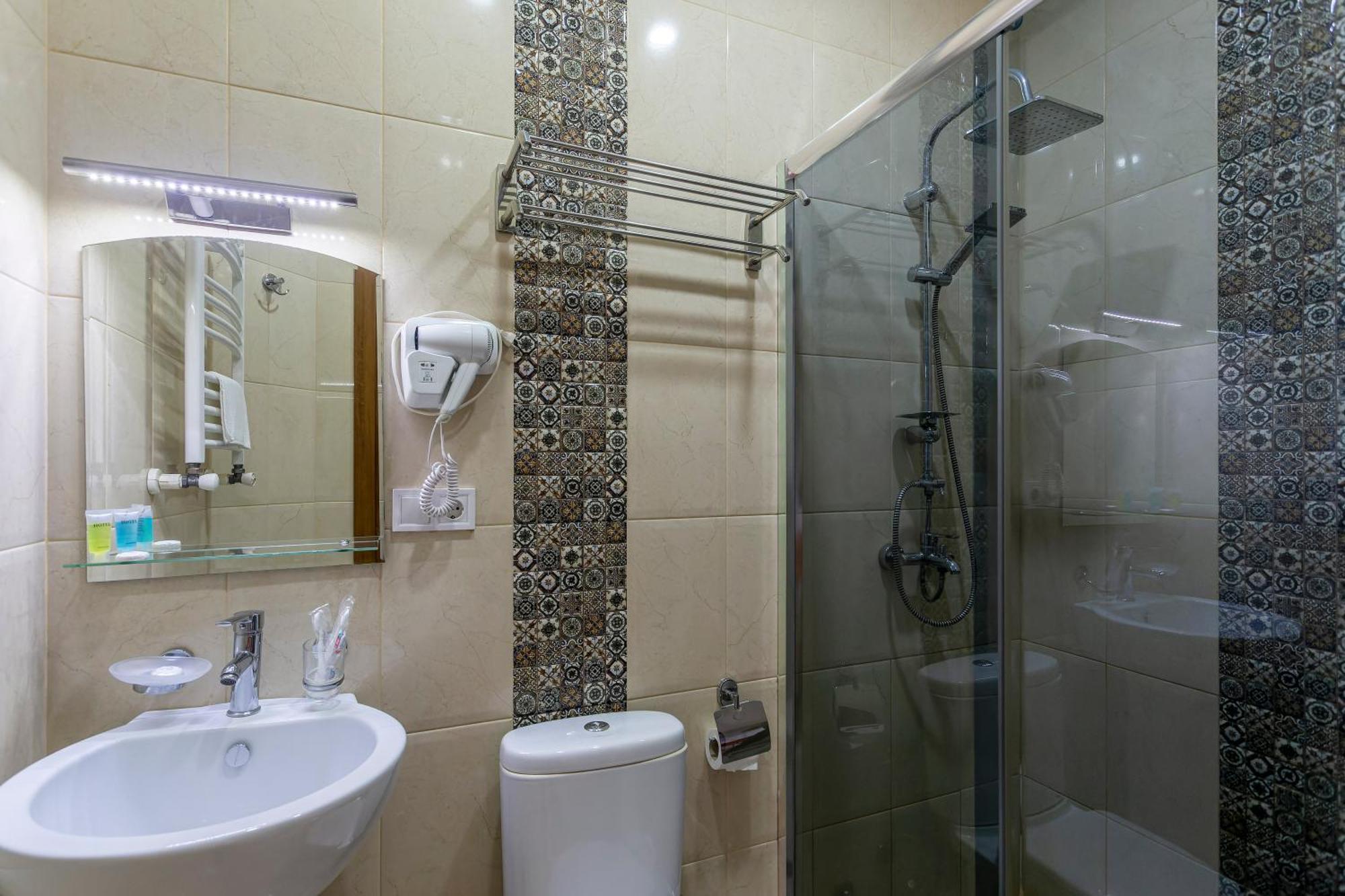 Hotel Middleton Tiflis Exterior foto